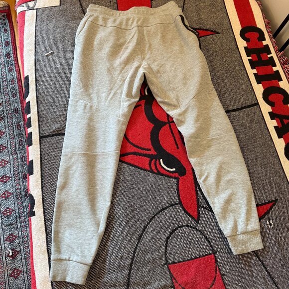 NIKE Sportswear Mens Tech Fleece Joggers Dark Grey Heather Small - Picture 2 of 5